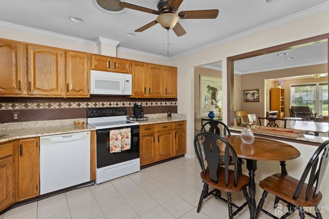 10 Thomas Paine Drive A, Monroe, NJ 08831