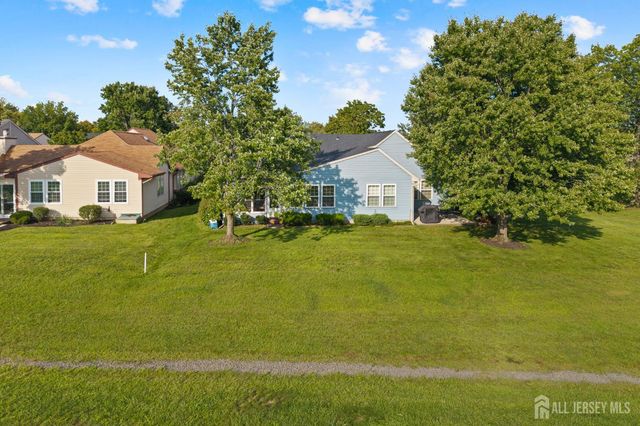 10 Thomas Paine Drive A, Monroe, NJ 08831