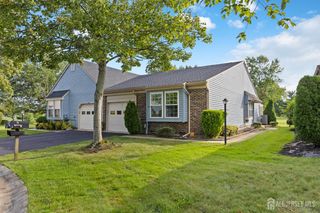 10 Thomas Paine Drive A, Monroe, NJ 08831