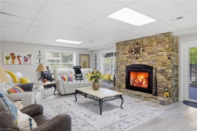 819 Hickory Point Drive, Lexington, NC 27292