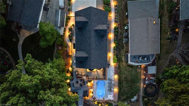 819 Hickory Point Drive, Lexington, NC 27292