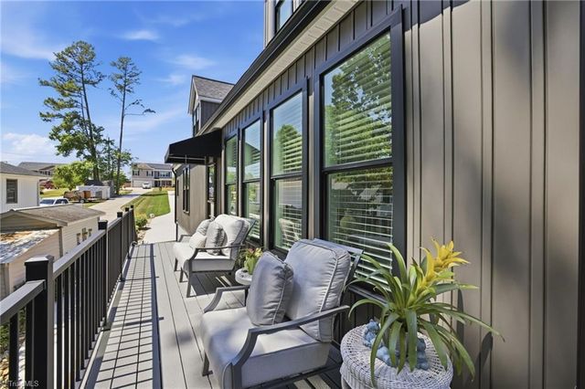 819 Hickory Point Drive, Lexington, NC 27292