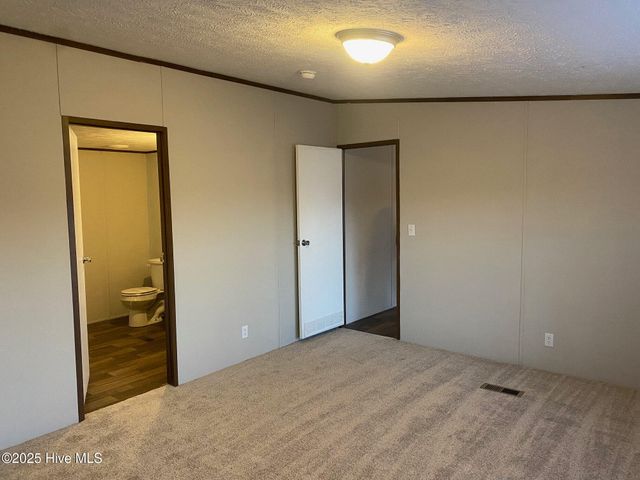 5029 Heaths Glen Road, Wilson, NC 27893