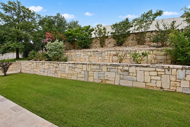 231 Village Oaks, Austin, TX 78737