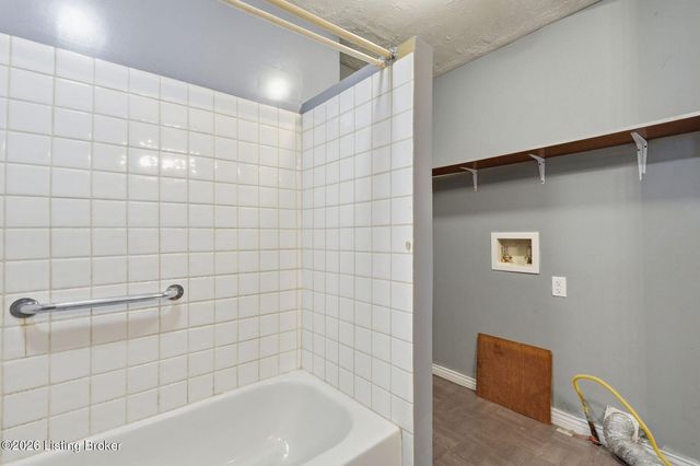 1329 Rufer Ave, Louisville, KY 40204