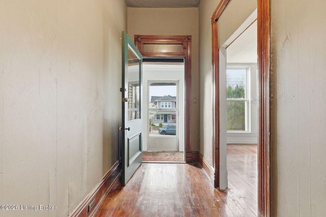 1329 Rufer Ave, Louisville, KY 40204