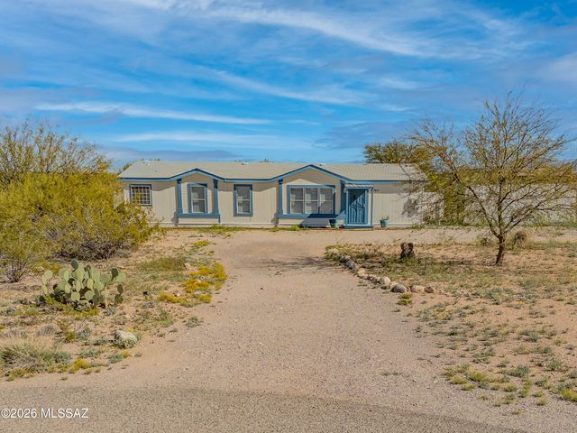 11745 S Kicking Horse Place, Vail, AZ 85641