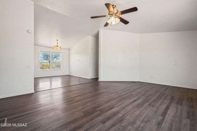 11745 S Kicking Horse Place, Vail, AZ 85641