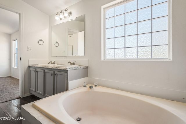 11745 S Kicking Horse Place, Vail, AZ 85641