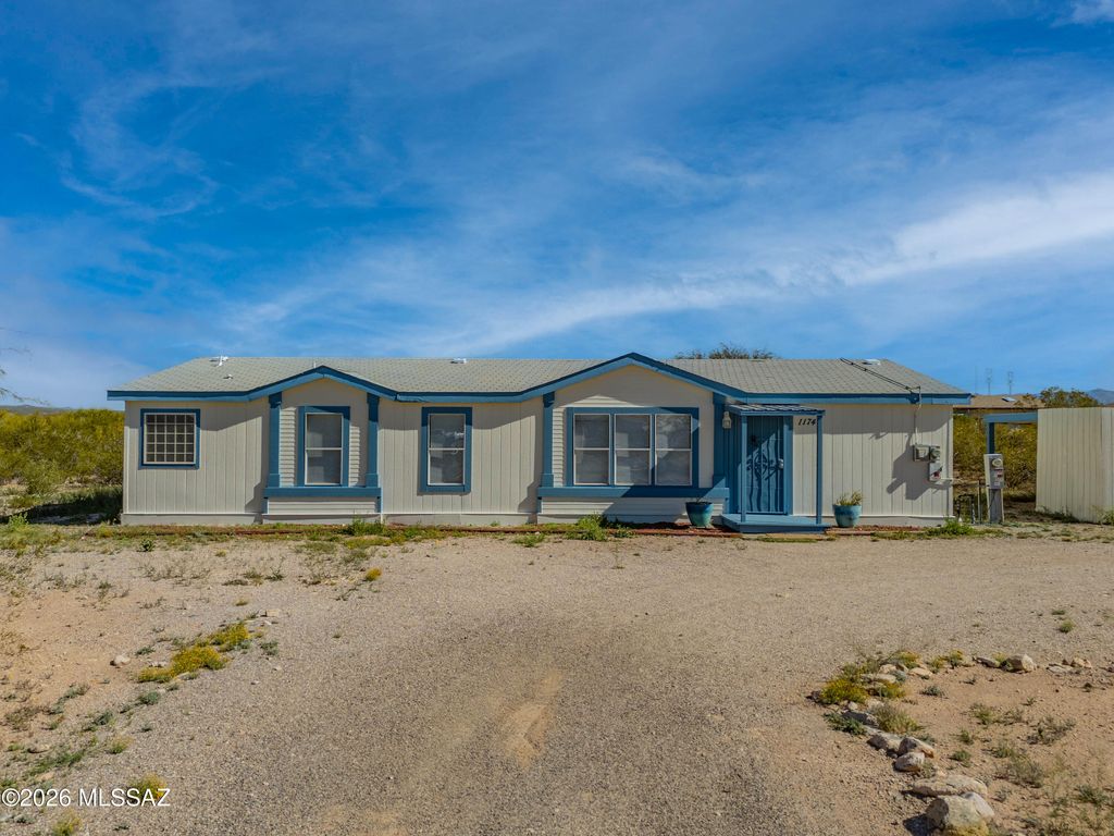 11745 S Kicking Horse Place, Vail, AZ 85641