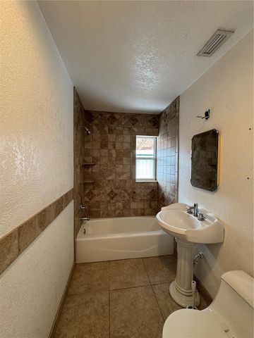 502 CANAL DRIVE, Lake Wales, FL 33859