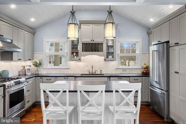 101 RICH AVE, Berlin, NJ 08009