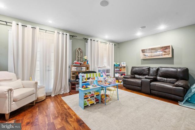 101 RICH AVE, Berlin, NJ 08009