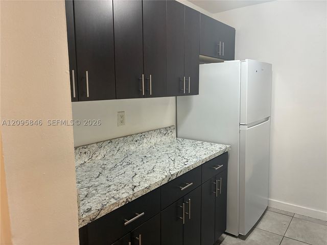 10801 SW 109th Ct D203, Miami, FL 33176