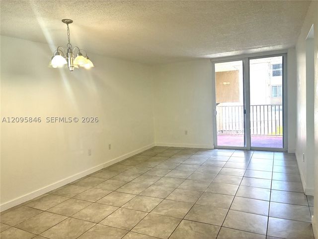 10801 SW 109th Ct D203, Miami, FL 33176