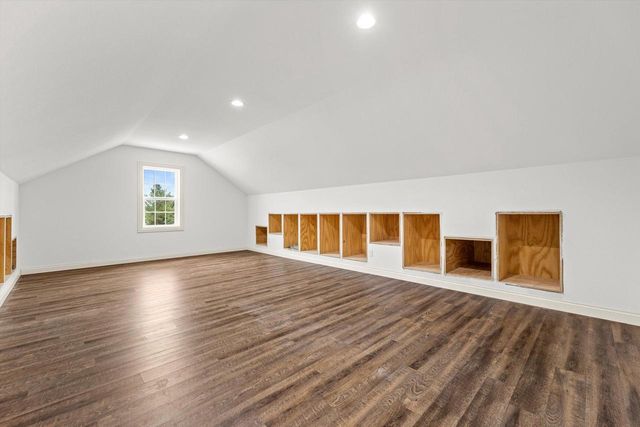 N94W25549 Norwauk ROAD, Colgate, WI 53017