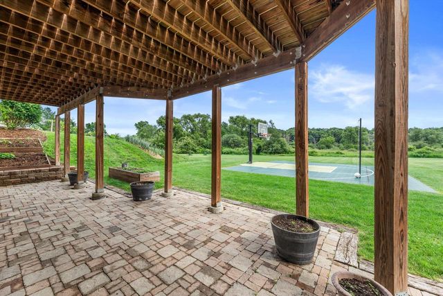 N94W25549 Norwauk ROAD, Colgate, WI 53017