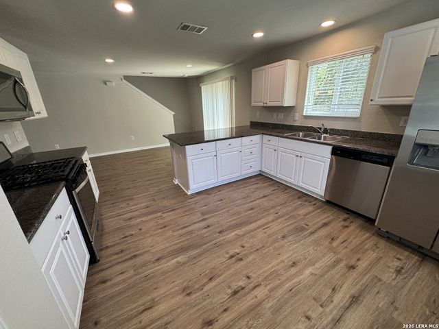 10106 Relic Oaks, San Antonio, TX 78240