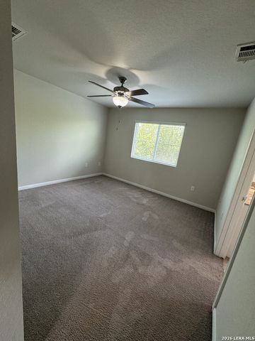 10106 Relic Oaks, San Antonio, TX 78240