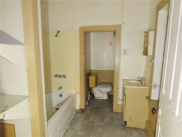 1807 Lodi Street, Syracuse, NY 13208