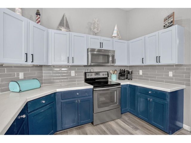 4404 Paintbrush Dr, Evans, CO 80620