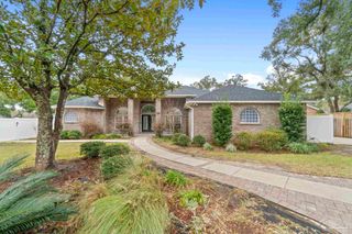 4100 Monteigne Dr, Pensacola, FL 32504
