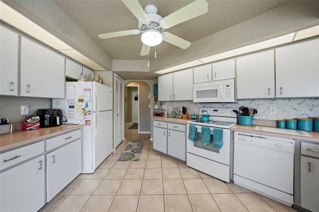 7451 REGINA DRIVE, Englewood, FL 34224