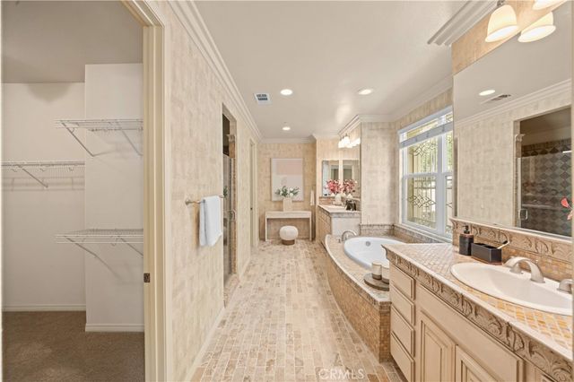 829 Kingsford, Monterey Park, CA 91754