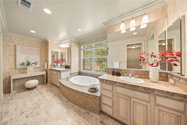829 Kingsford, Monterey Park, CA 91754