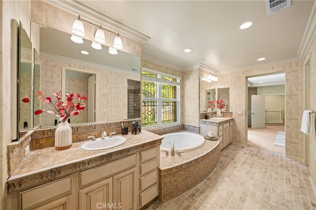 829 Kingsford, Monterey Park, CA 91754