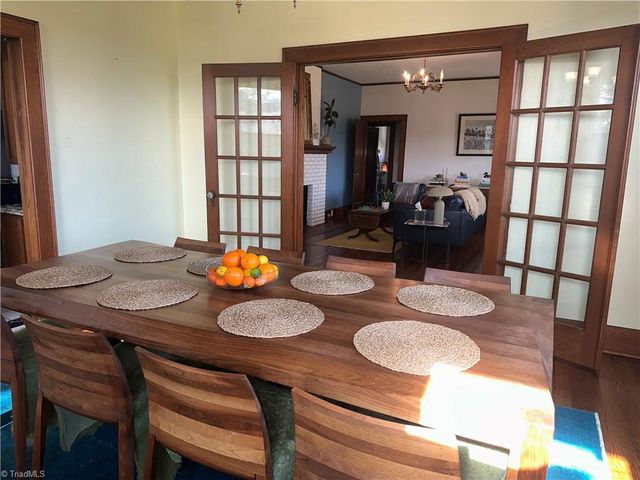 549 E Pine Street, Mount Airy, NC 27030