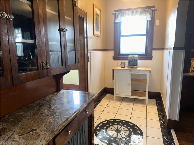 549 E Pine Street, Mount Airy, NC 27030