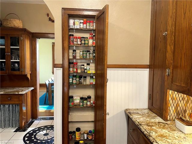 549 E Pine Street, Mount Airy, NC 27030