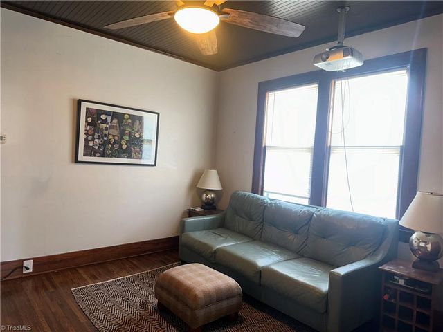 549 E Pine Street, Mount Airy, NC 27030