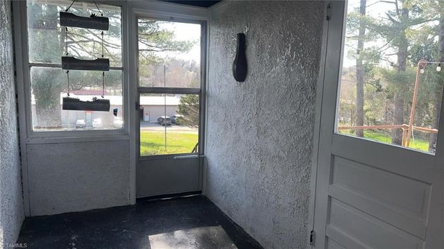 549 E Pine Street, Mount Airy, NC 27030