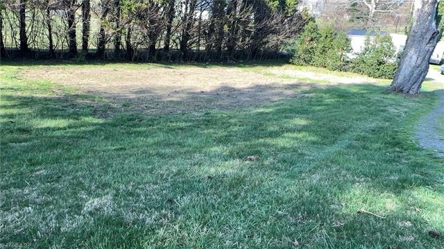 549 E Pine Street, Mount Airy, NC 27030