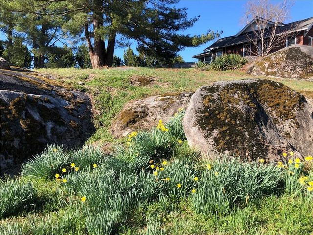 549 E Pine Street, Mount Airy, NC 27030