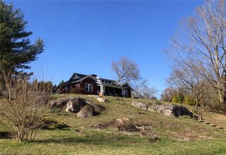 549 E Pine Street, Mount Airy, NC 27030