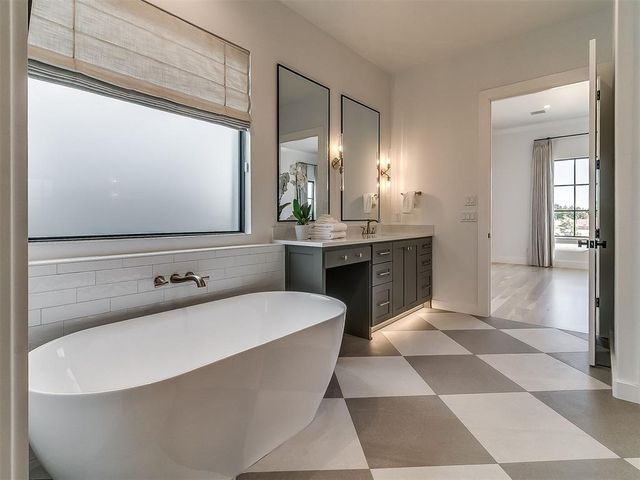 15024 Annecy Boulevard, Oklahoma City, OK 73142