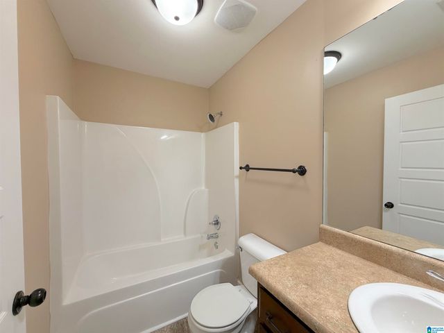 9388 HOFFMAN PLACE, Warrior, AL 35180