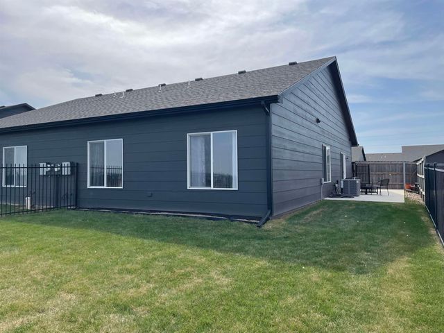 13406 W Haskell Ct, Wichita, KS 67235