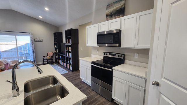 13406 W Haskell Ct, Wichita, KS 67235