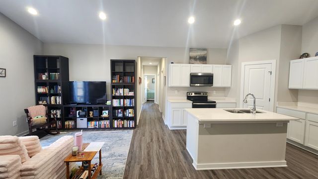 13406 W Haskell Ct, Wichita, KS 67235