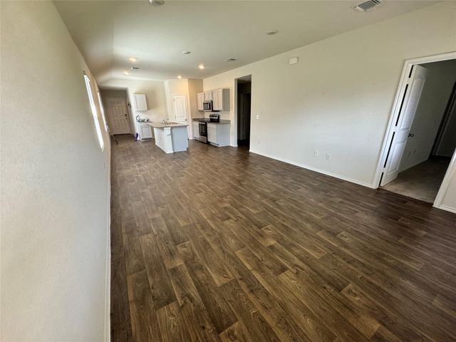 11820 Rush LN, Elgin, TX 78621