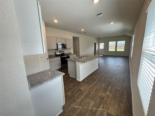 11820 Rush LN, Elgin, TX 78621