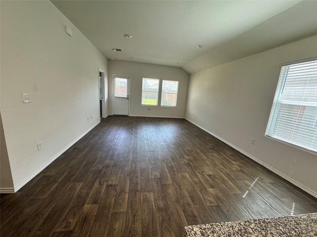 11820 Rush LN, Elgin, TX 78621