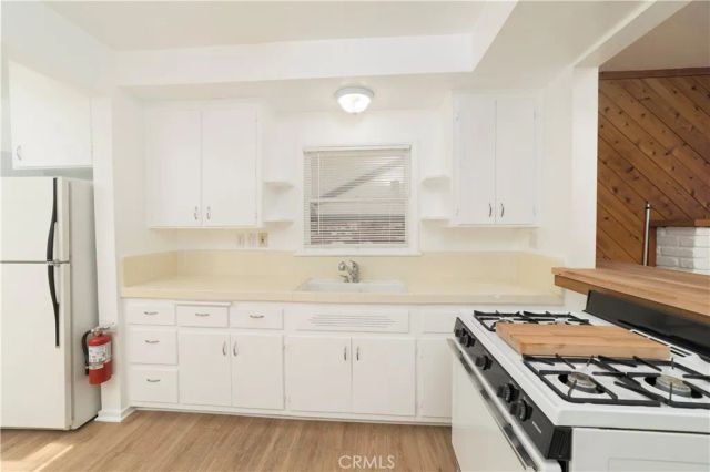 440 31st Street, Hermosa Beach, CA 90254