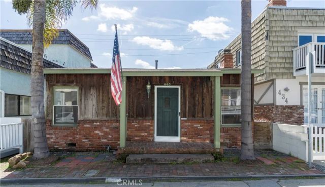 440 31st Street, Hermosa Beach, CA 90254