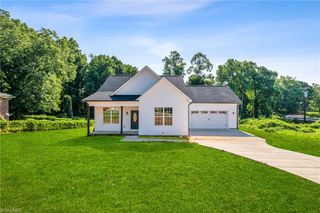 3125 Carver School Road, Winston-salem, NC 27105