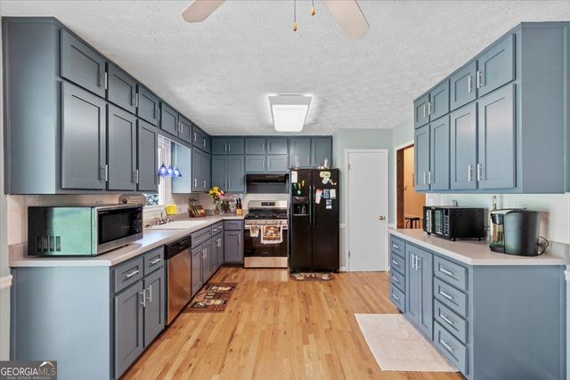 944 Thurman Road, Stockbridge, GA 30281